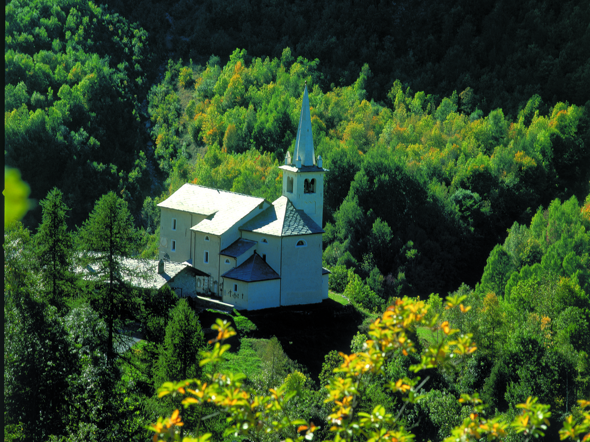 Eglise de Rhêmes-Saint-Georges