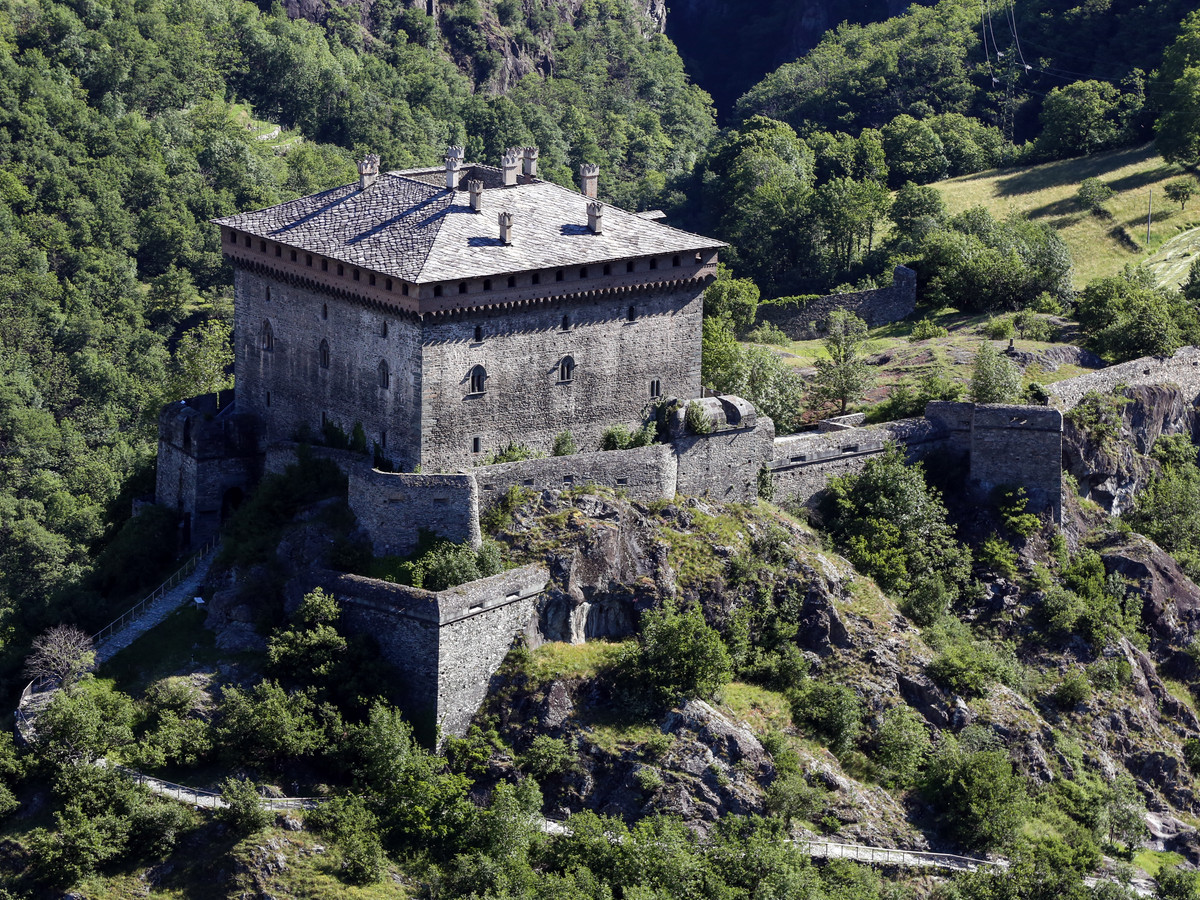 Verrès castle