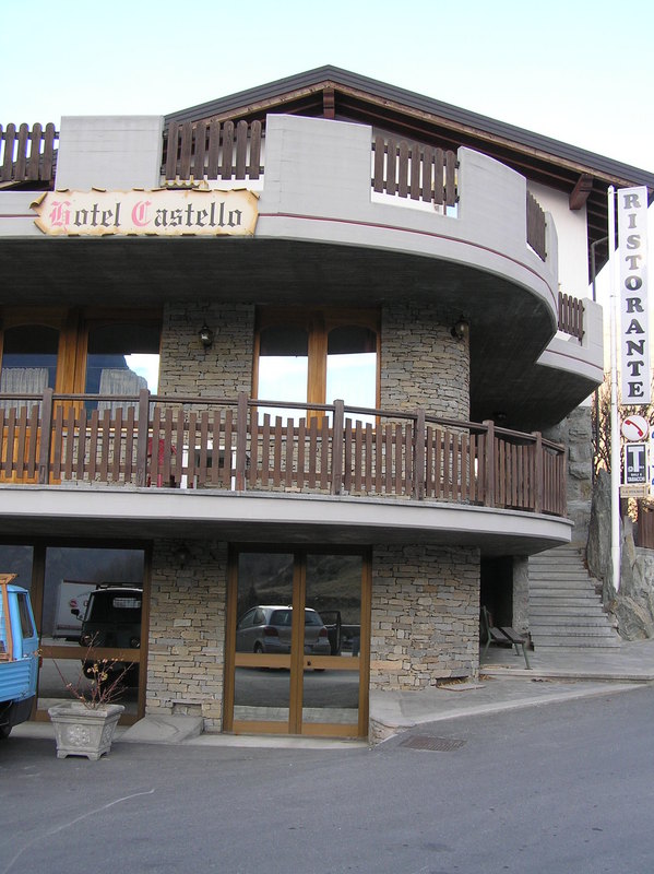 Exterior summer