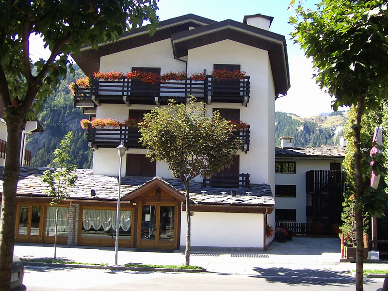 Hotel Les Jumeaux - Esterna estate
