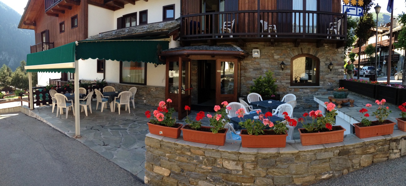 Hôtel Triolet - L'extérieur