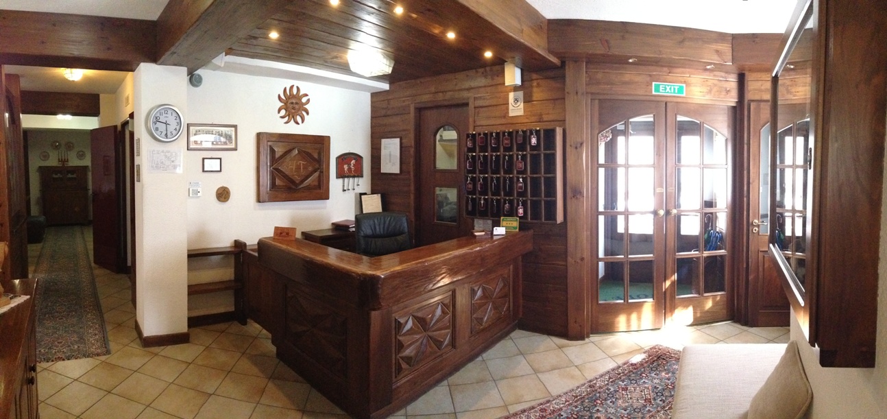 Hôtel Triolet - Reception
