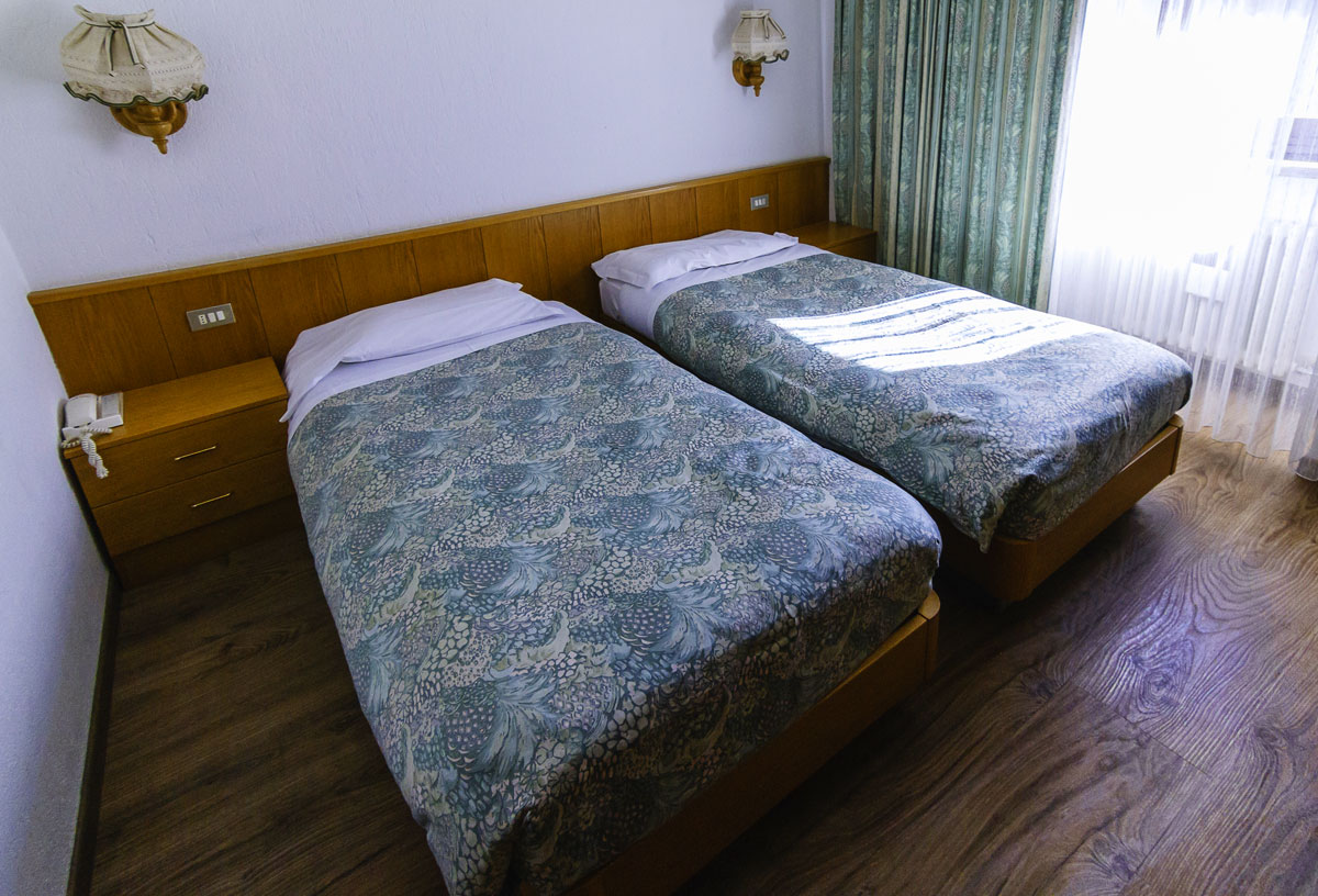 Hotel Ottoz - Habitacion