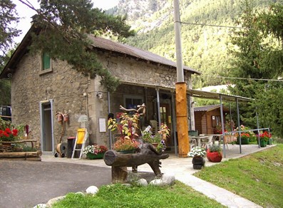 Exterior summer