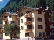 Exterior summer