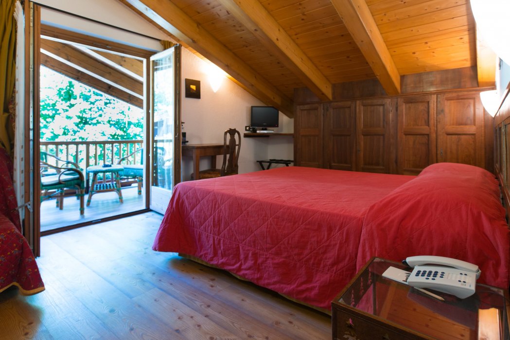 Hotel Lo Campagnar - Bedroom