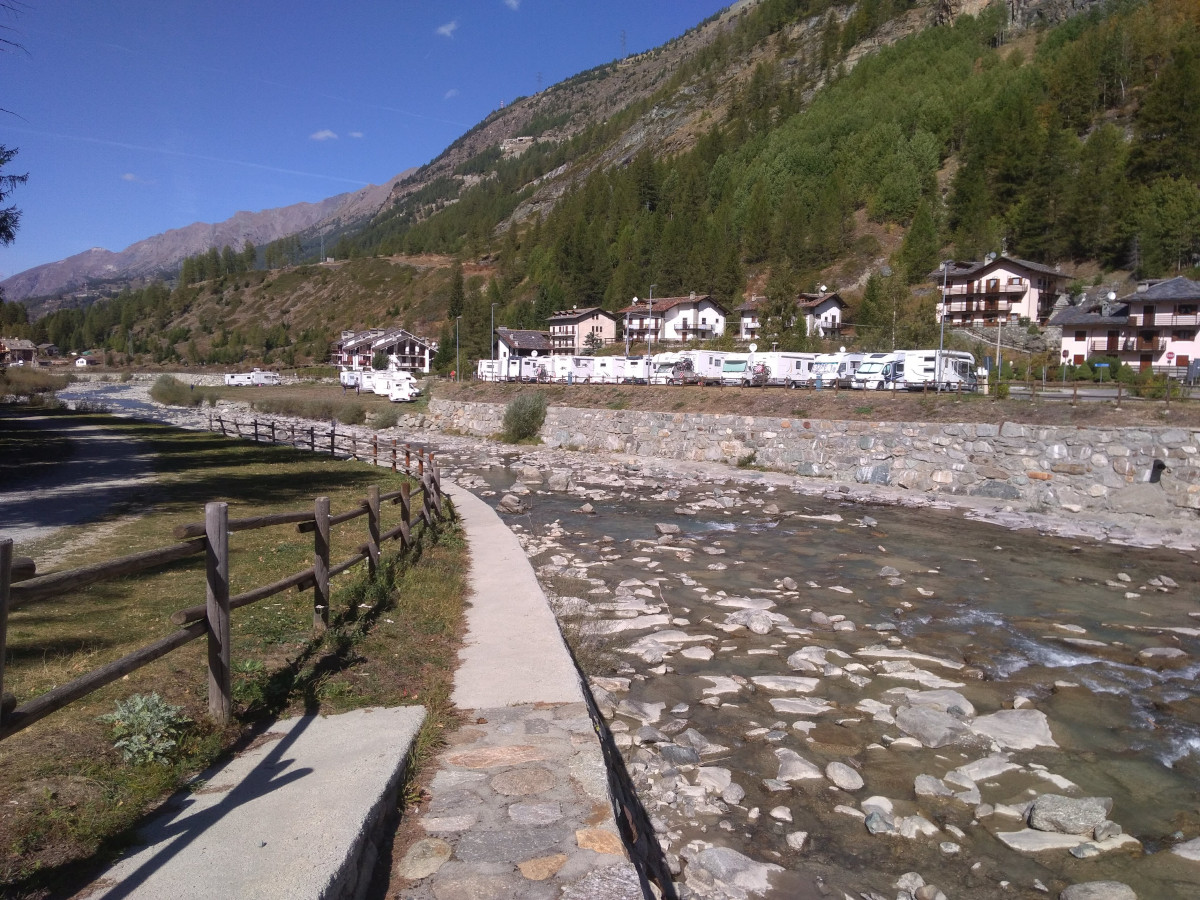 motorhome stopover Lillaz - Cogne