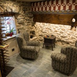 Chambre D'Hôtes Au coeur du village - kleines Wohnzimmer