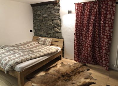 Oggetti esposti al mercantino