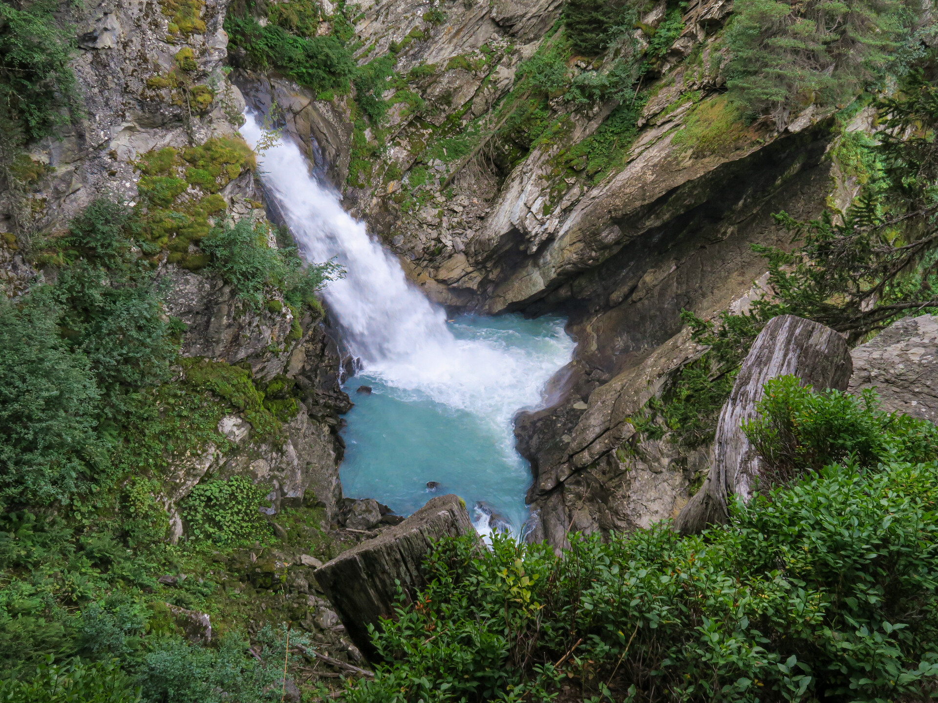 Rutor waterfall