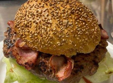 Hamburger Bettina