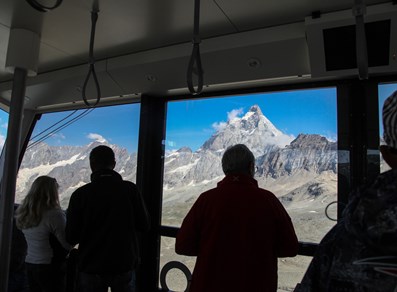 Plateau Rosa cablecar