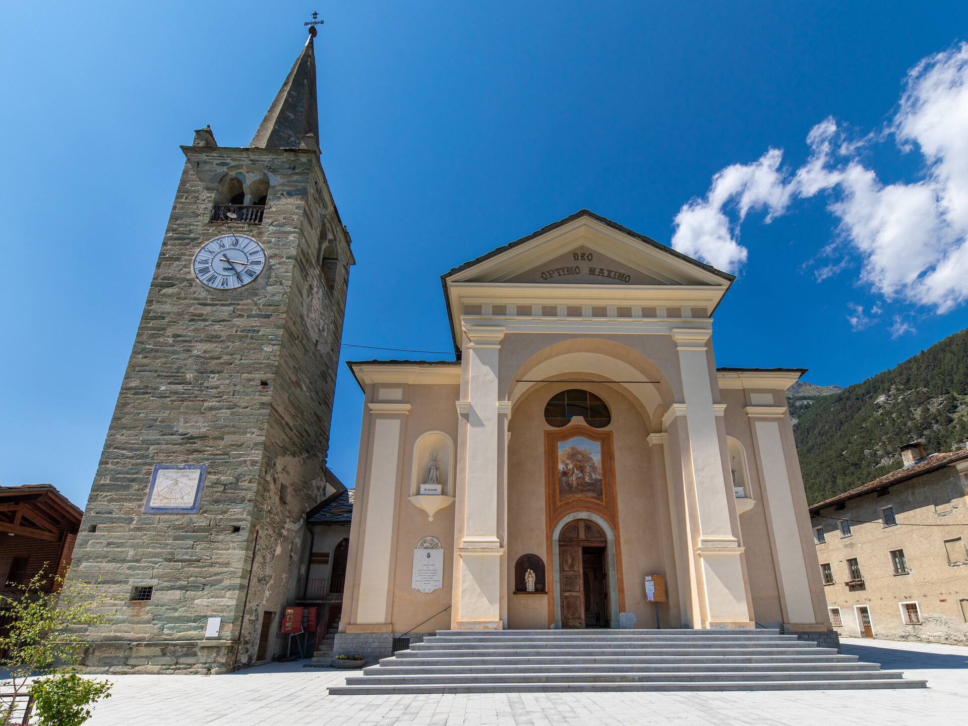 iglesia de Brusson