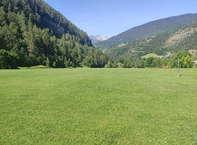 Il Monte Bianco e la frazione Rochefort