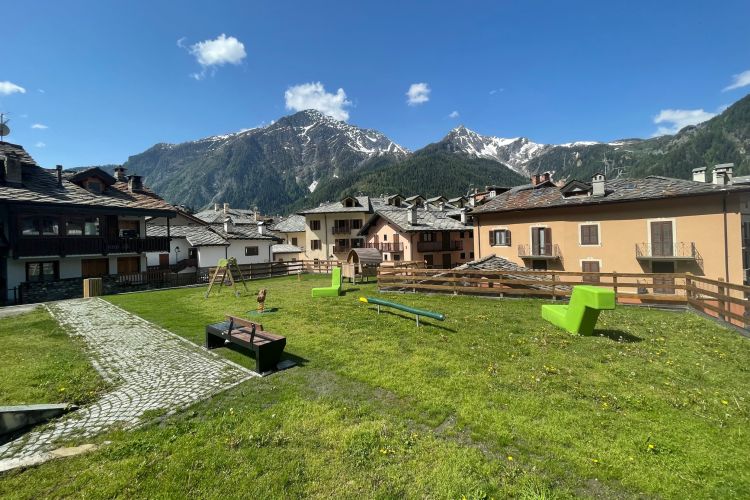 Parco giochi - Via Marconi