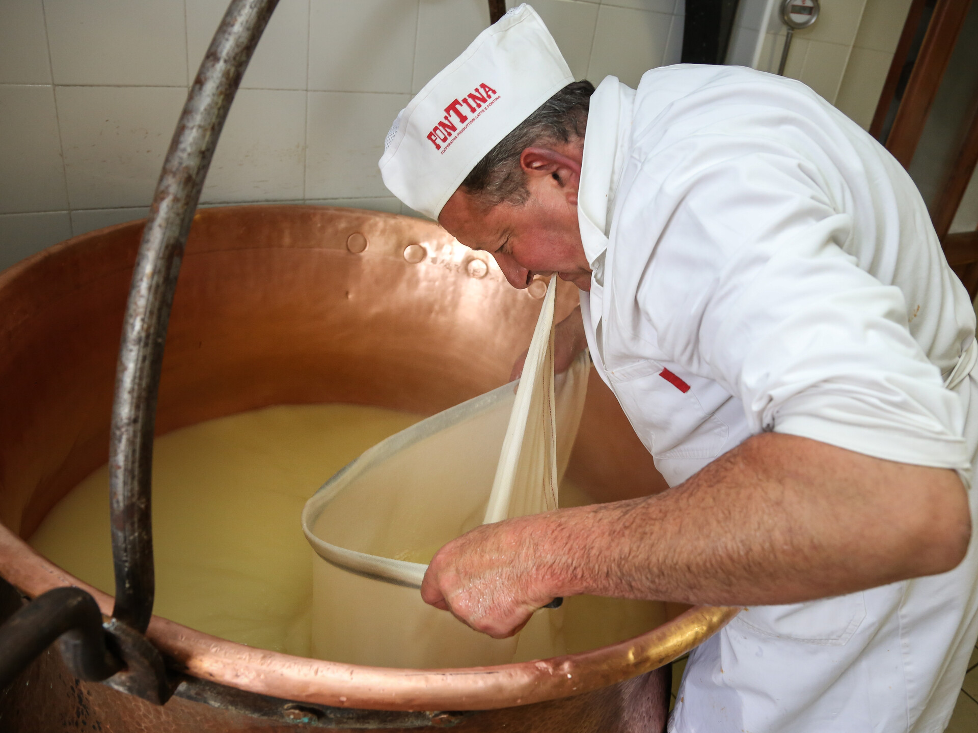 production of Fontina cheese