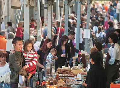Marché au Fort