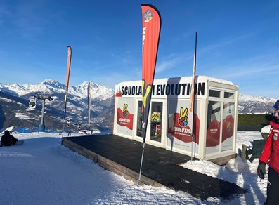 Scuola di sci e snowboard Evolution Pila