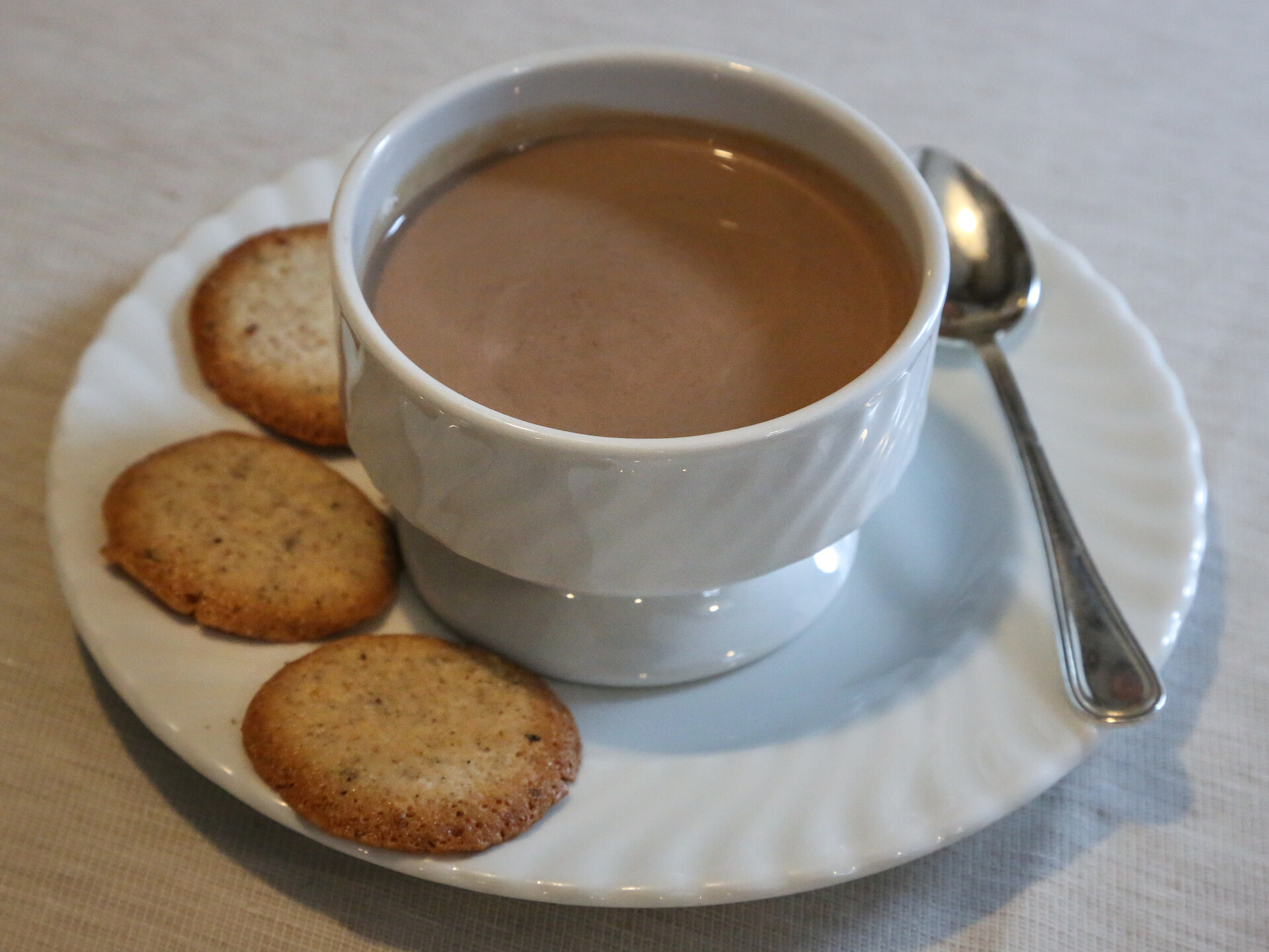 Tegole biscuits with Cogne cream