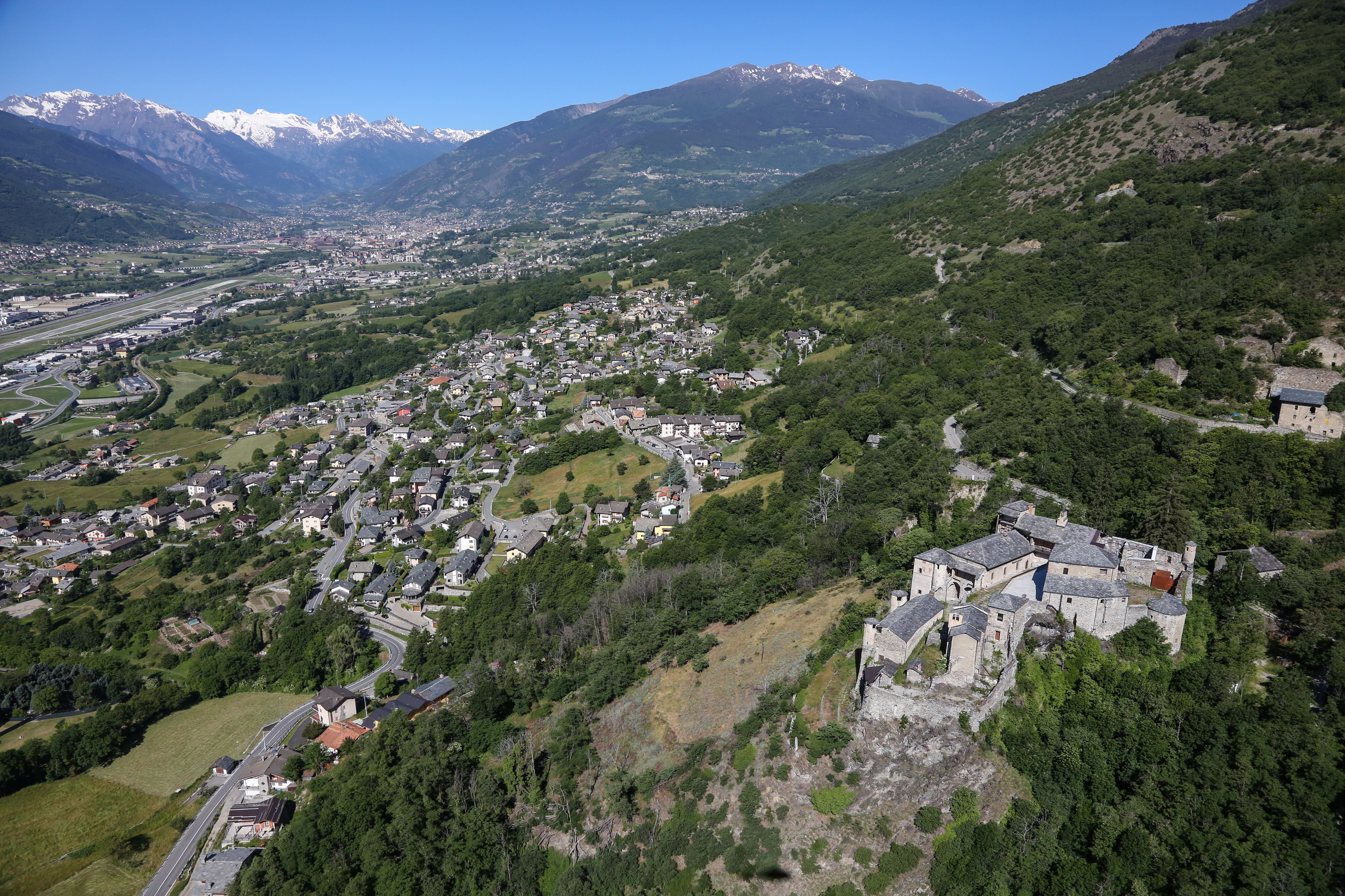 Quart and the view over Aosta