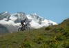 MTB con lo sfondo del Gran Paradiso Valsavarenche