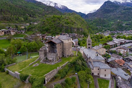 Burg La Mothe