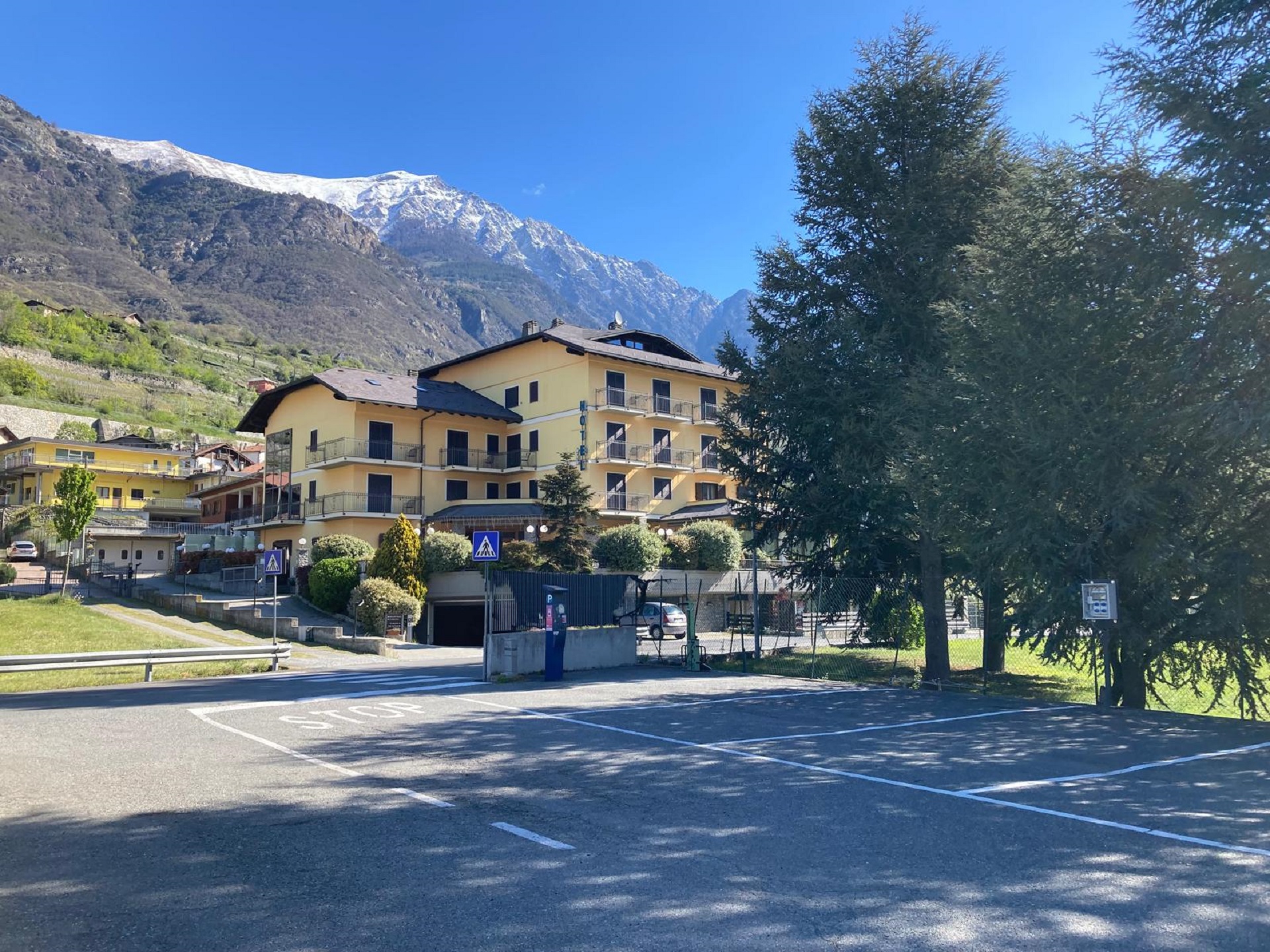 Wohnmobilstellplatz Perolles - Châtillon
