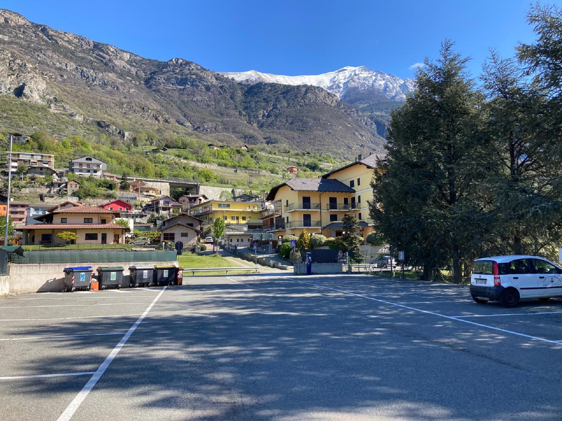 Wohnmobilstellplatz Perolles - Châtillon