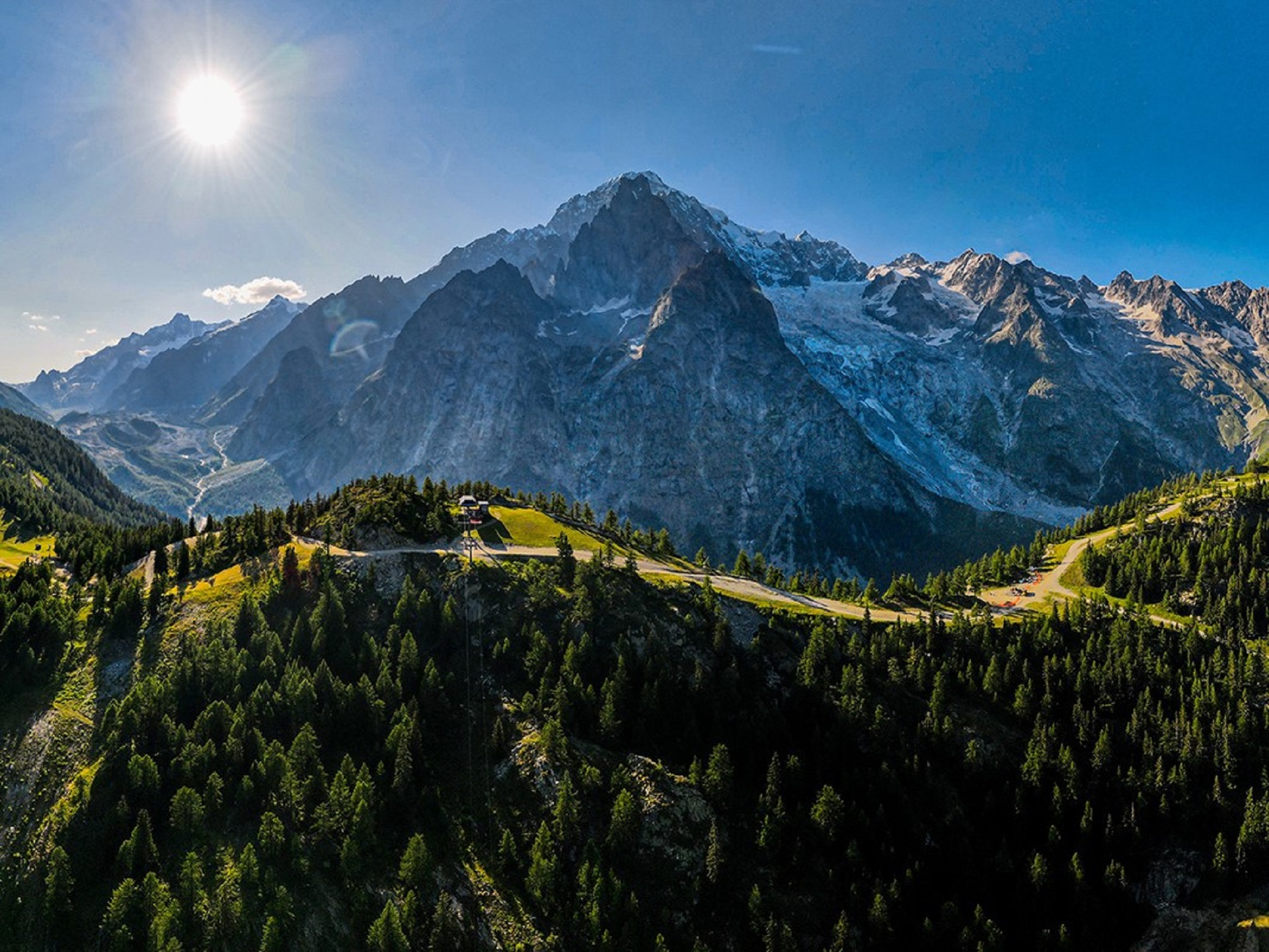 Courmayeur Mont Blanc funivie