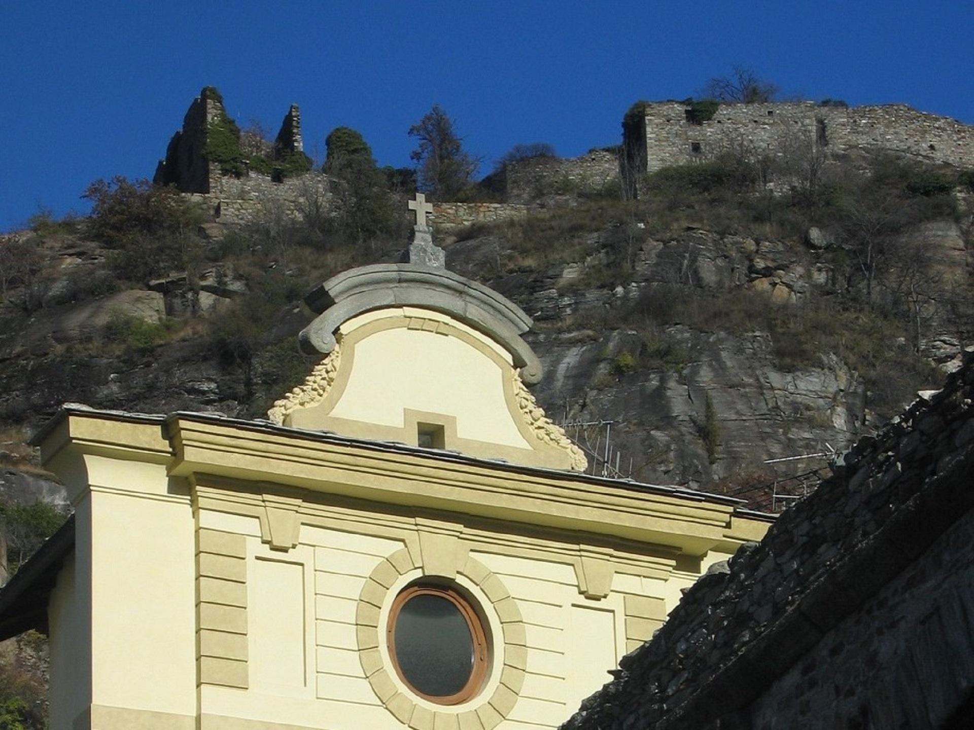 Castello Vecchio di Pont-Saint-Martin