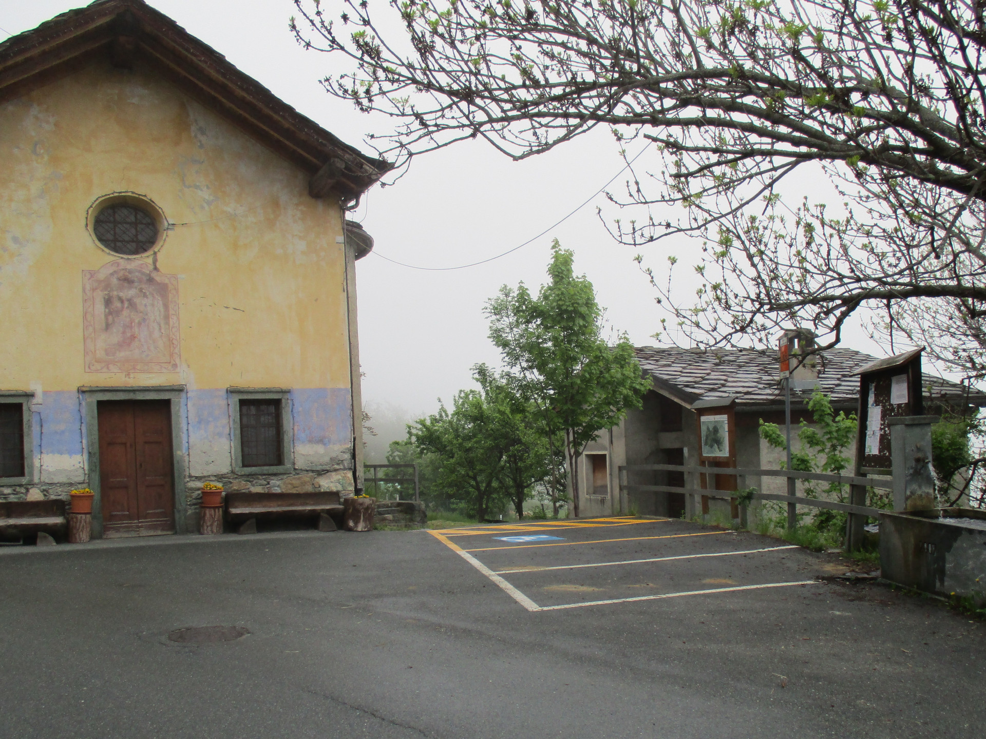 foto parcheggio