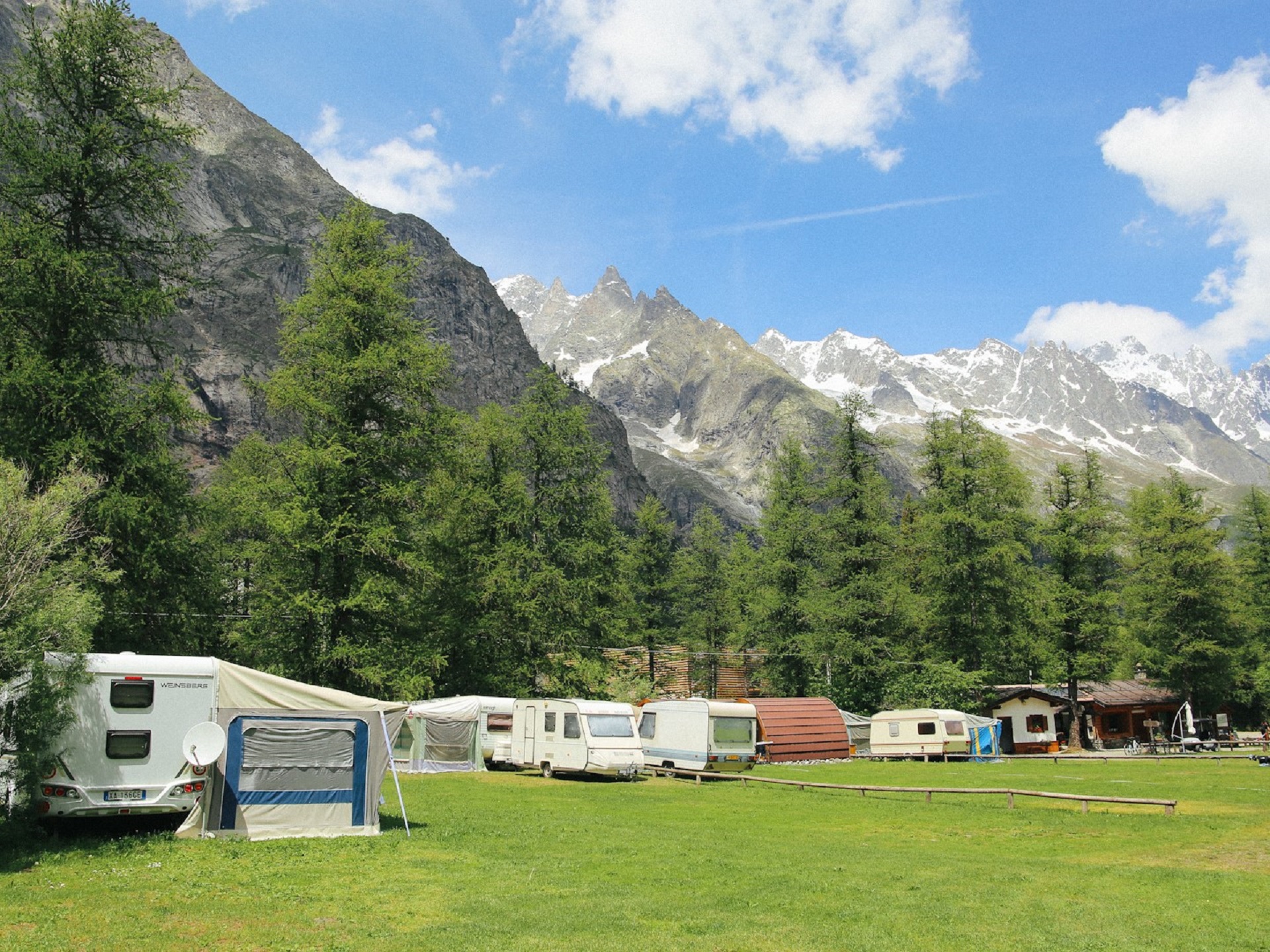 Camping Aiguille Noire - Exterior