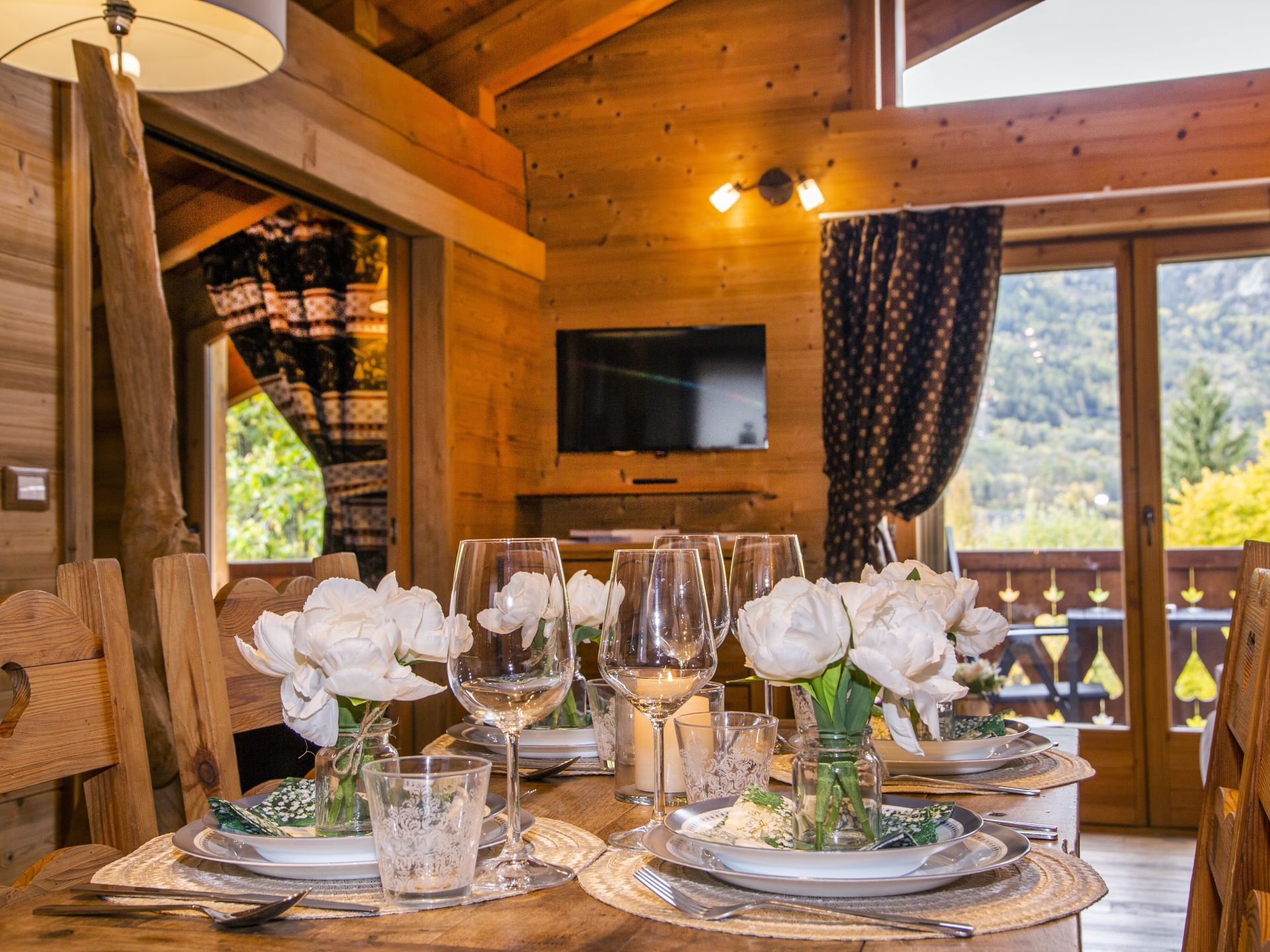 Bijoux Des Alpes - interno zona pranzo