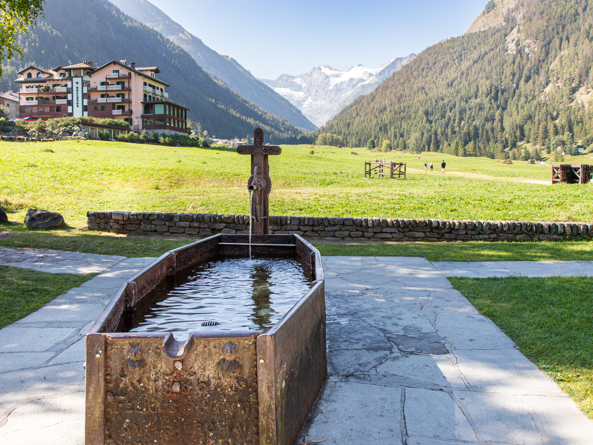 Fontana ferro Cogne 