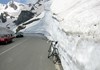 Strada per il Colle del Gran San Bernardo