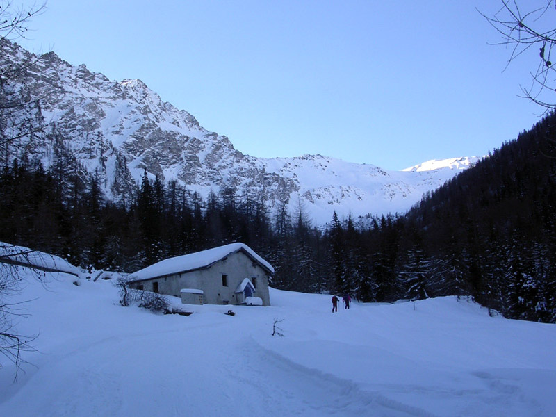 il vallone di Flassin in inverno
