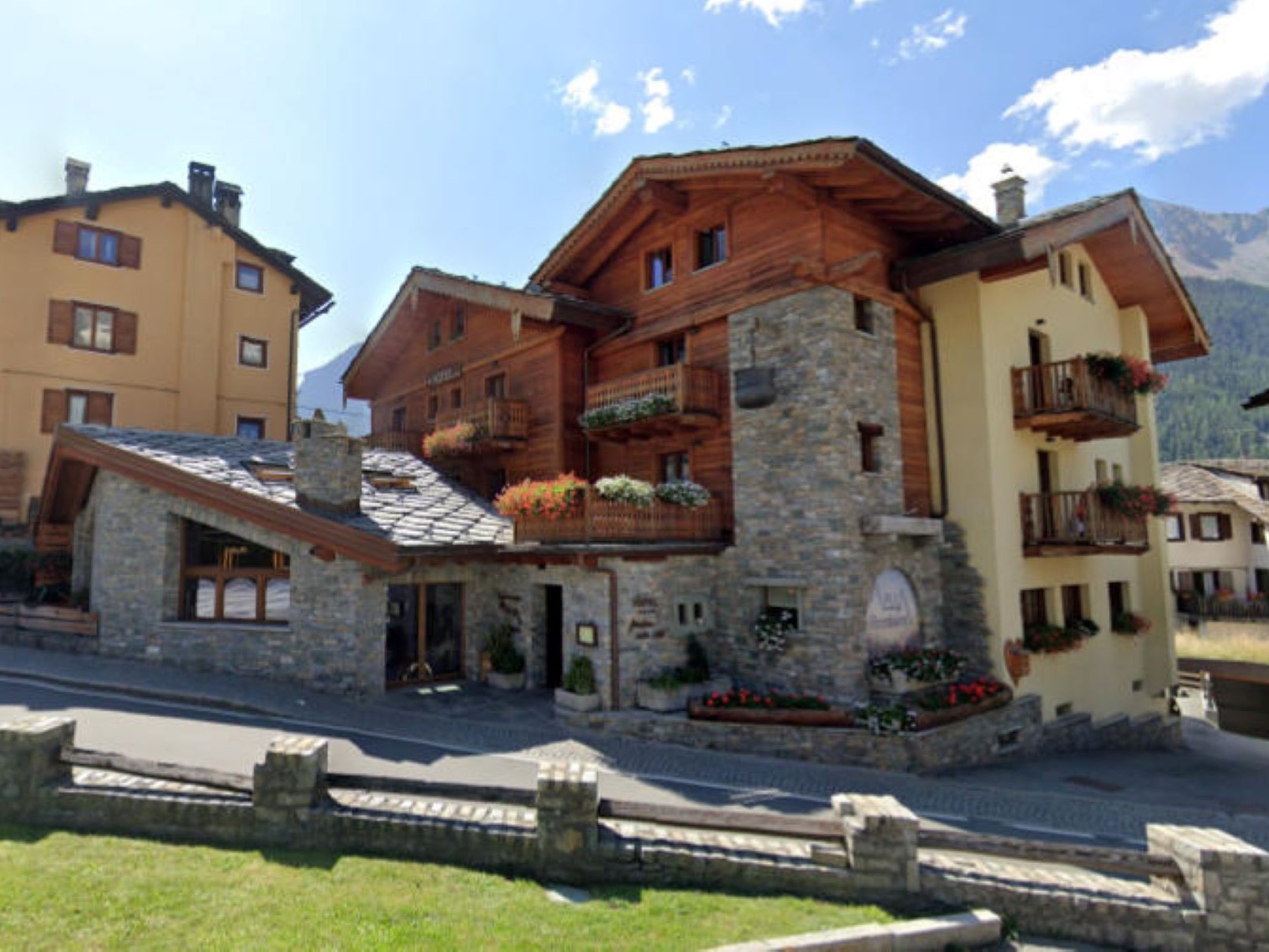 Hotel Maison Saint Jean - Exterior