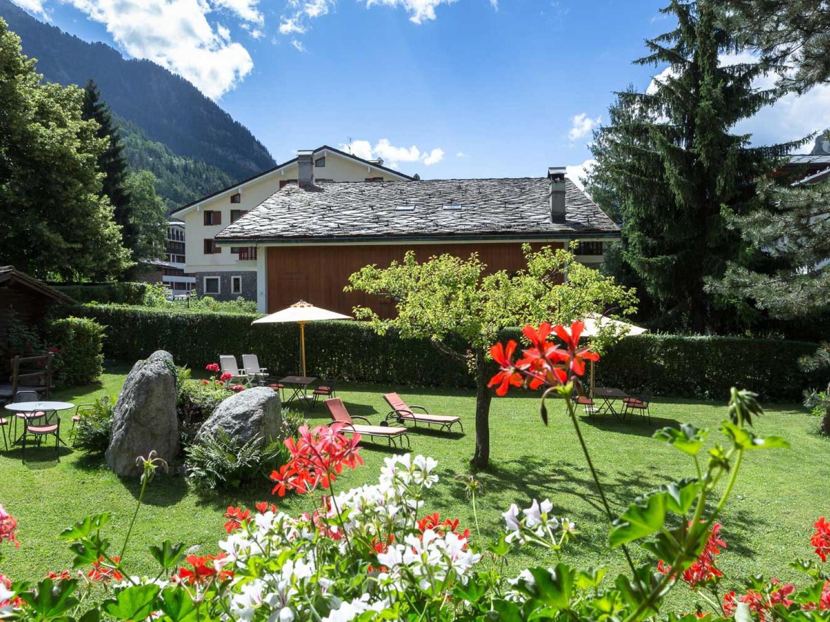 Hotel Crampon - El jardin