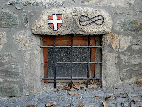 Characteristics of a window in the historic center