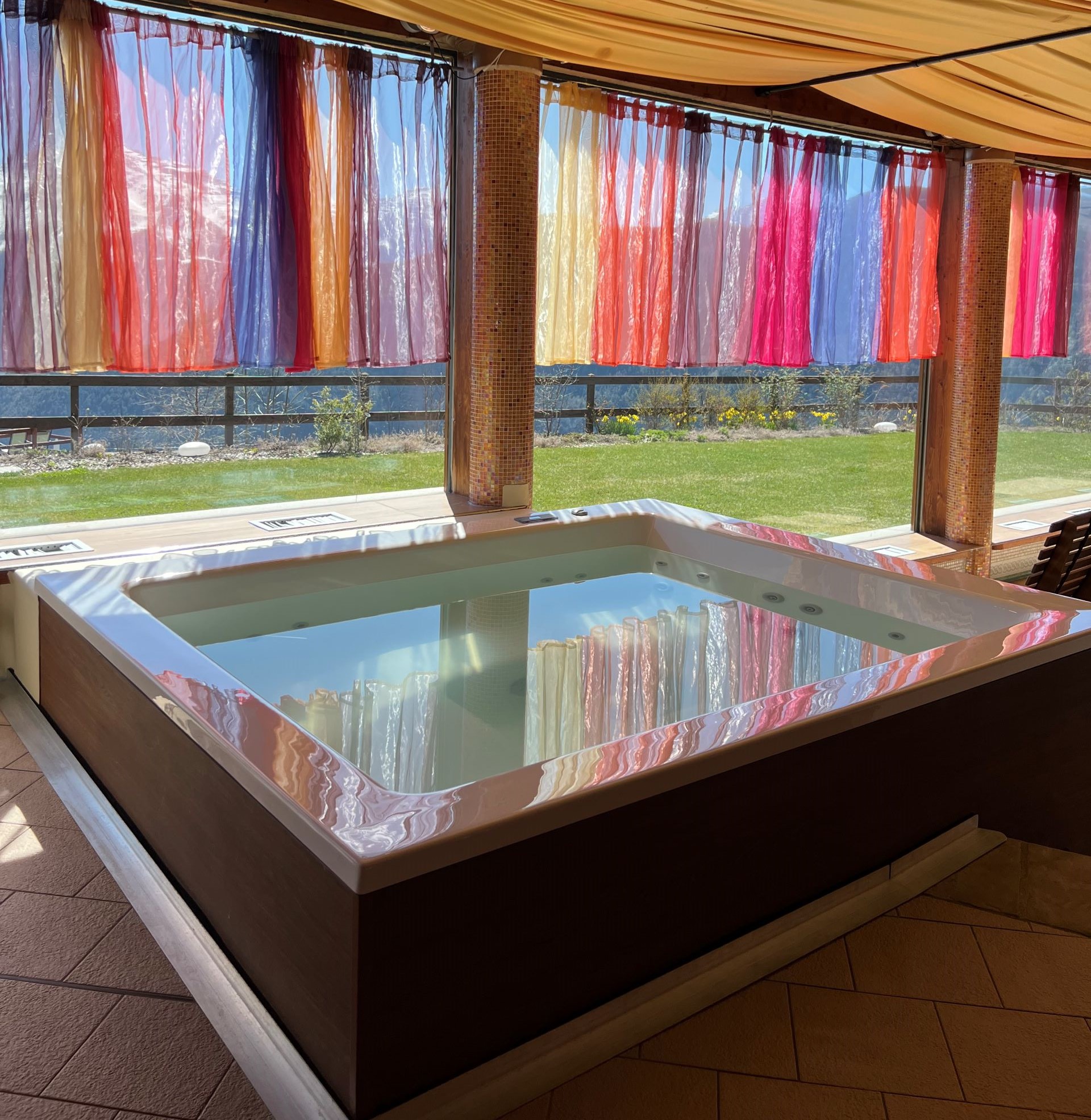 jacuzzi