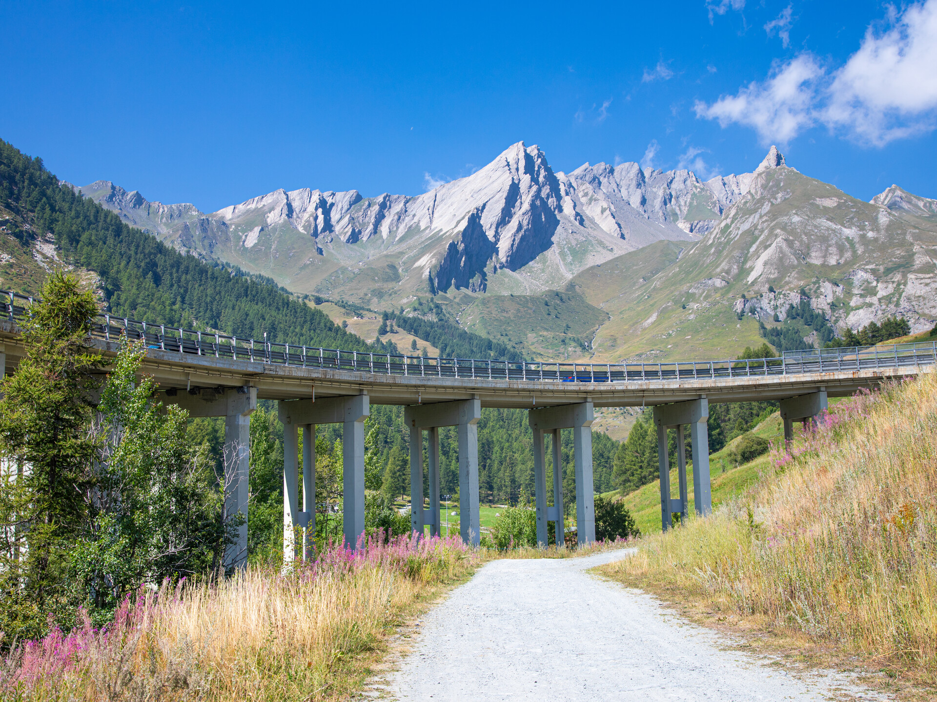 Tunnel viaduct
