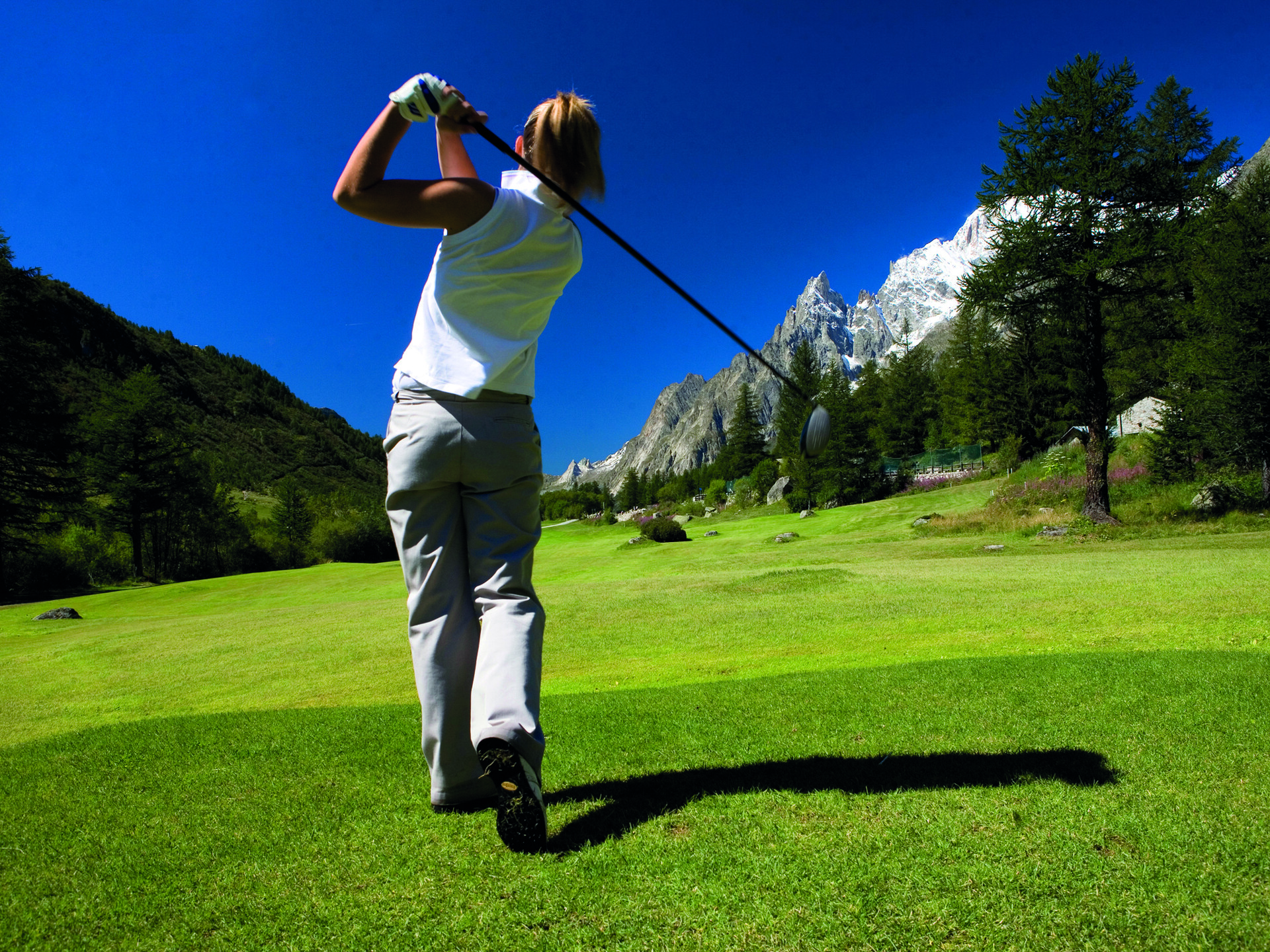 Golf in Ferret valley