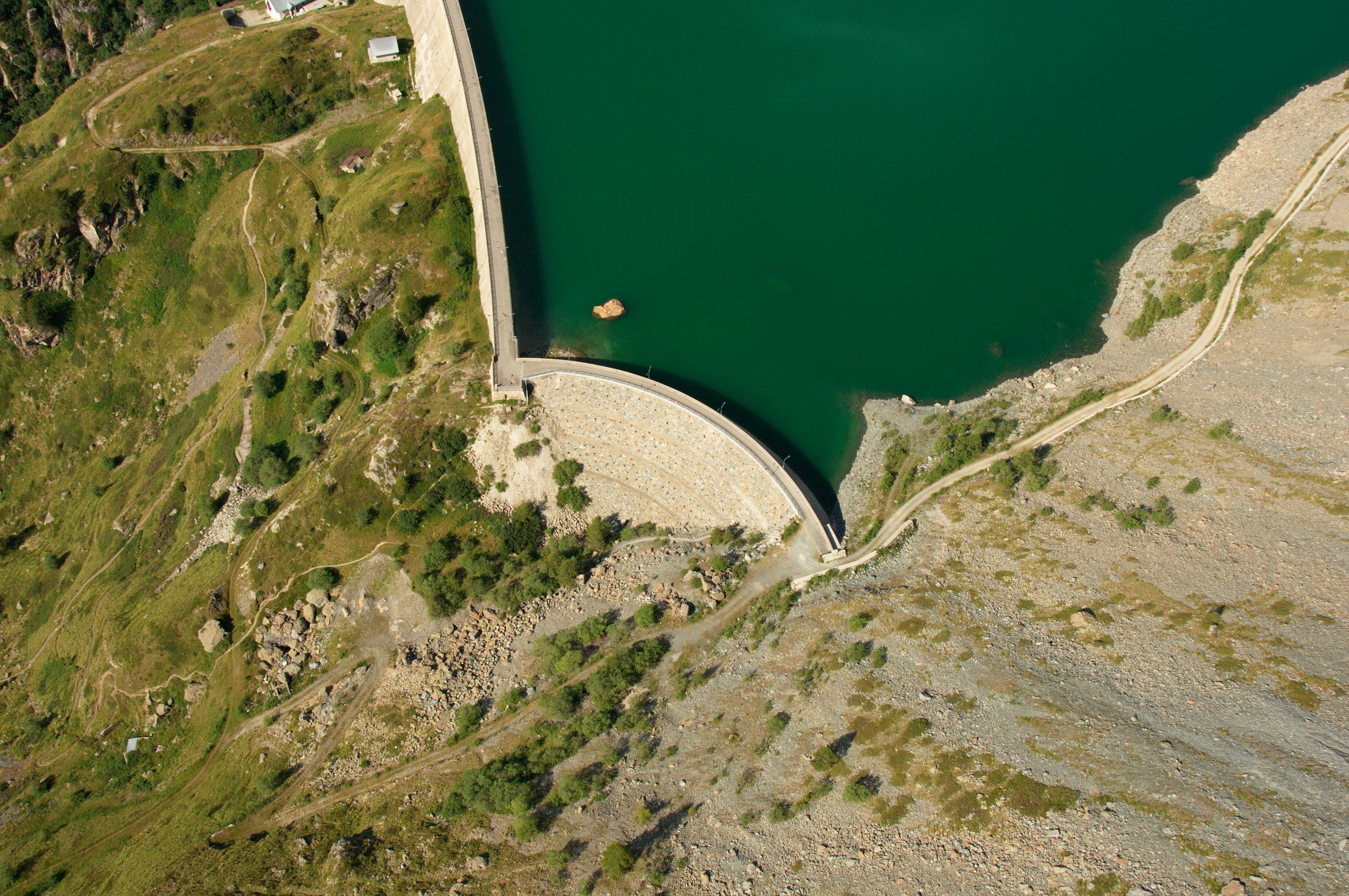 Lago di Cignana