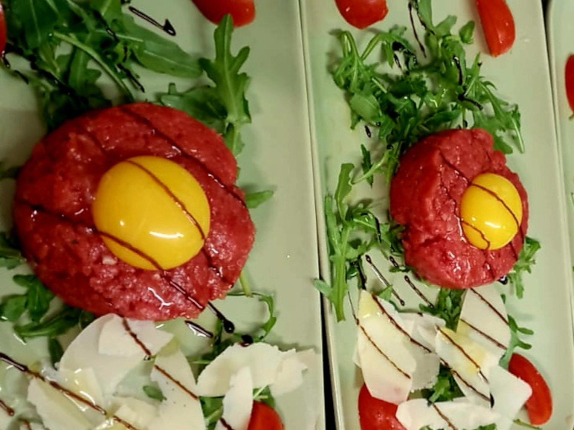 Tartare con uovo