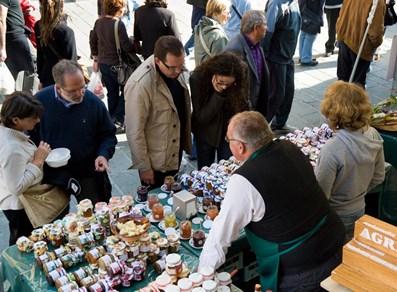 Marché au Fort