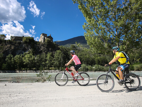 Lungo la Dora Baltea