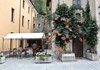 Lungo le vie del borgo