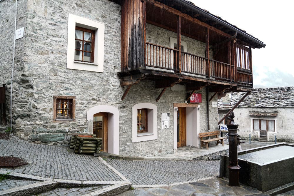 L'Artisanà - negozio di artigianato - Ayas