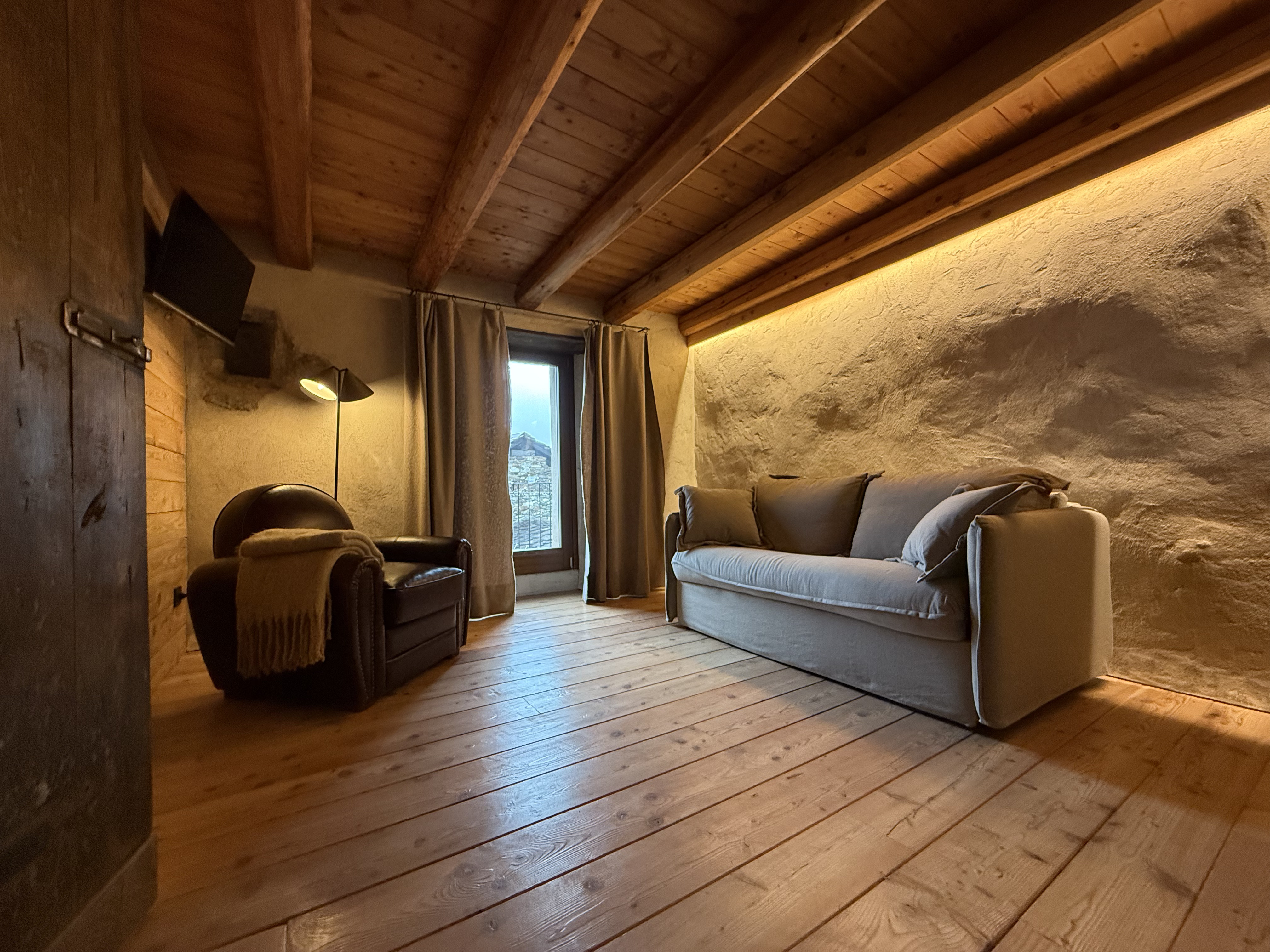 Mansio 1695 Chambres d'hôtes - Innenbereich Costaz