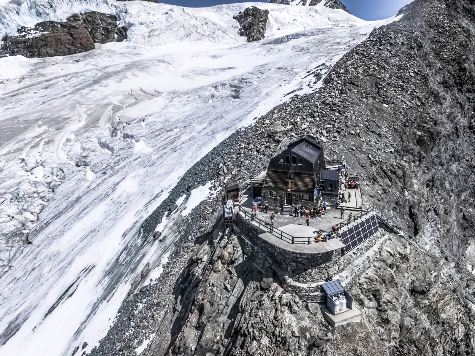 Rifugio Guide Val D'Ayas al Lambronecco - Esterno